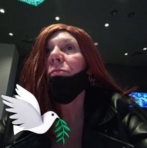 Meet your Posher, Brenda